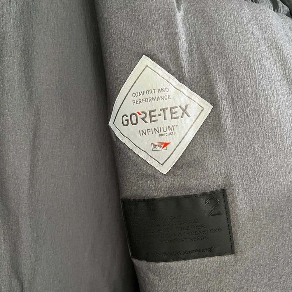 White Mountaineering goretex primaloft utility vest black - Picture 7 of 10